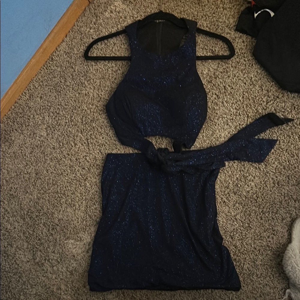 Elegant Black Sparkly Dress